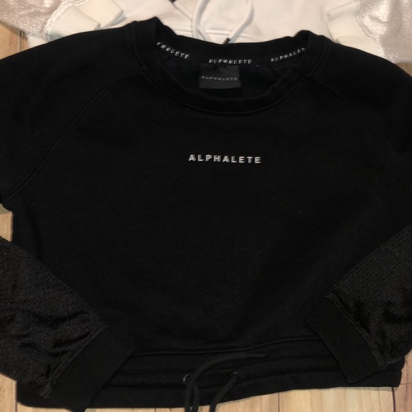Alphalete crop top bundle - Picture 2 of 9
